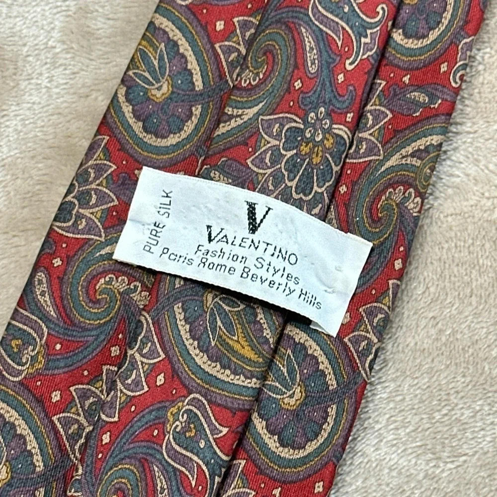 Valentino Fashion Styles Maroon Blue Paisley Silk Tie